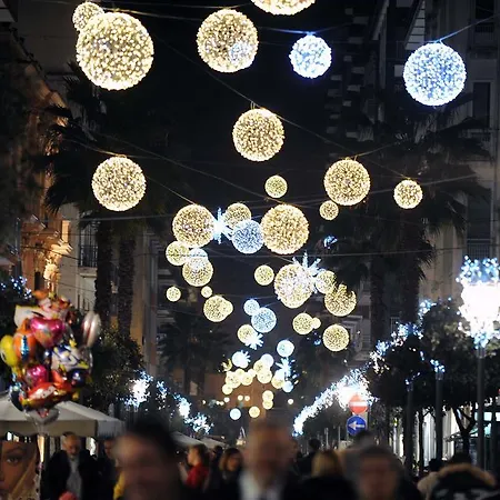 فندق مبيت وإفطار Sara E Angela ساليرنو