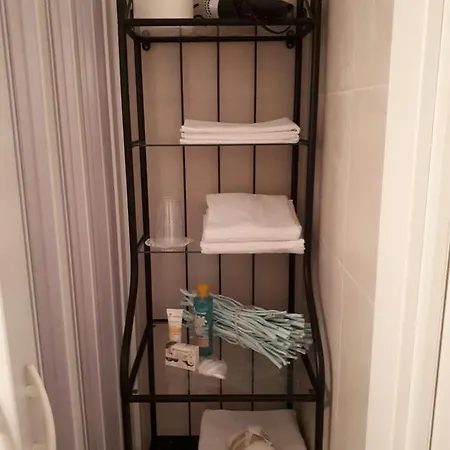 Sara E Angela 萨莱诺