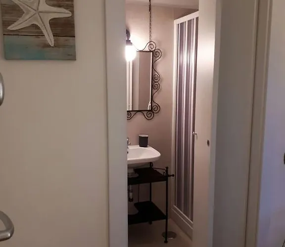 Sara E Angela Salerno